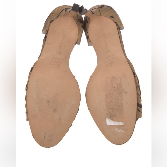 Manolo Blahnik Crystal Embellishment Pumps - Picture 3 of 4